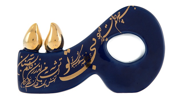 حرف م سرامیکی باتیک مدل AD1-12104