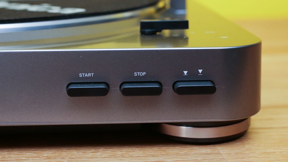 گرامافون آدیو-تکنیکا مدل AT-LP60BK-BT