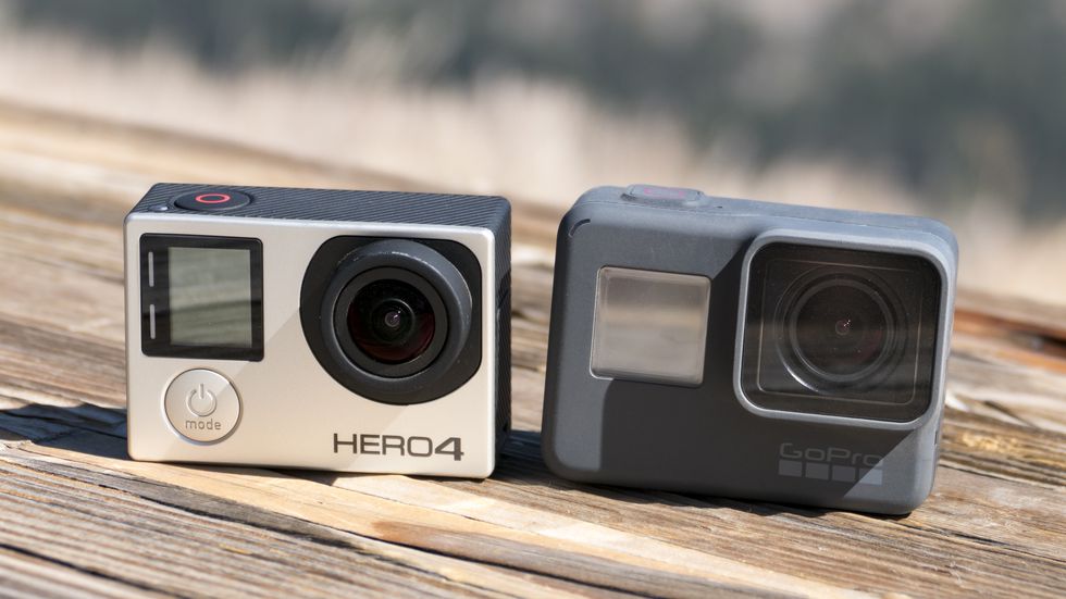 دوربین فیلم برداری ورزشی گوپرو مدل HERO5 Black Quick Stories به همراه اوازم جانبی پلوز