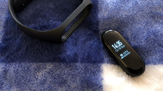 مچ بند هوشمند شیائومی مدل Mi Band 3