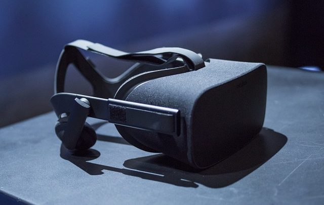 هدست واقعیت مجازی آکیولس مدل Rift