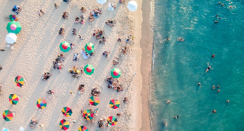 ضد آفتاب برای کنار دریا