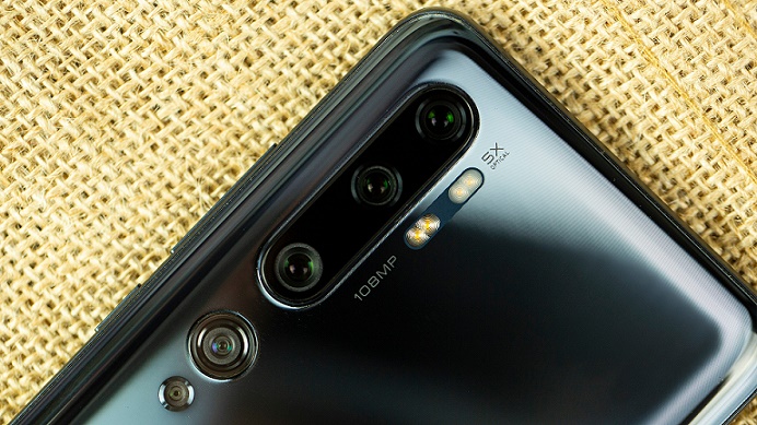 شیائومی Mi 10 در برابر Mi 10 Pro: مشخصات و صفحه نمایش