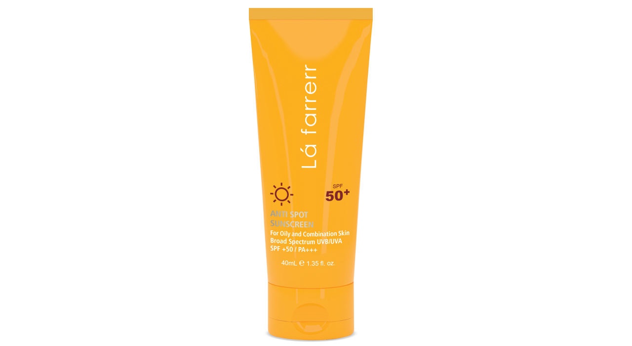 کرم ضد آفتاب و ضد لک لافارر مدل Oily and Acne-Prone SPF50 حجم 40 میلی لیتر