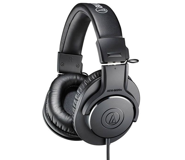 بهترین قیمت در میان هدفون‌های سیم دار : Audio-Technica ATH-M20x