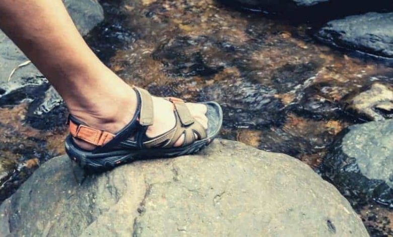 صندل مردانه و زنانه برای کوهنوردی