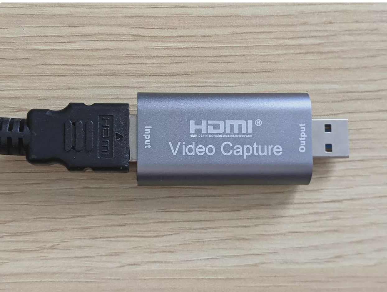 ۲. کابل HDMI را به دستگاه ضبط وصل کنید.