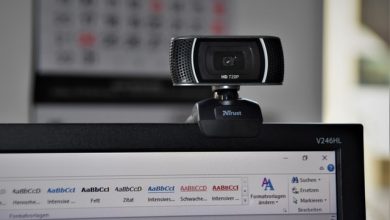 چگونه از دوربین به عنوان وبکم استفاده کنیم؟