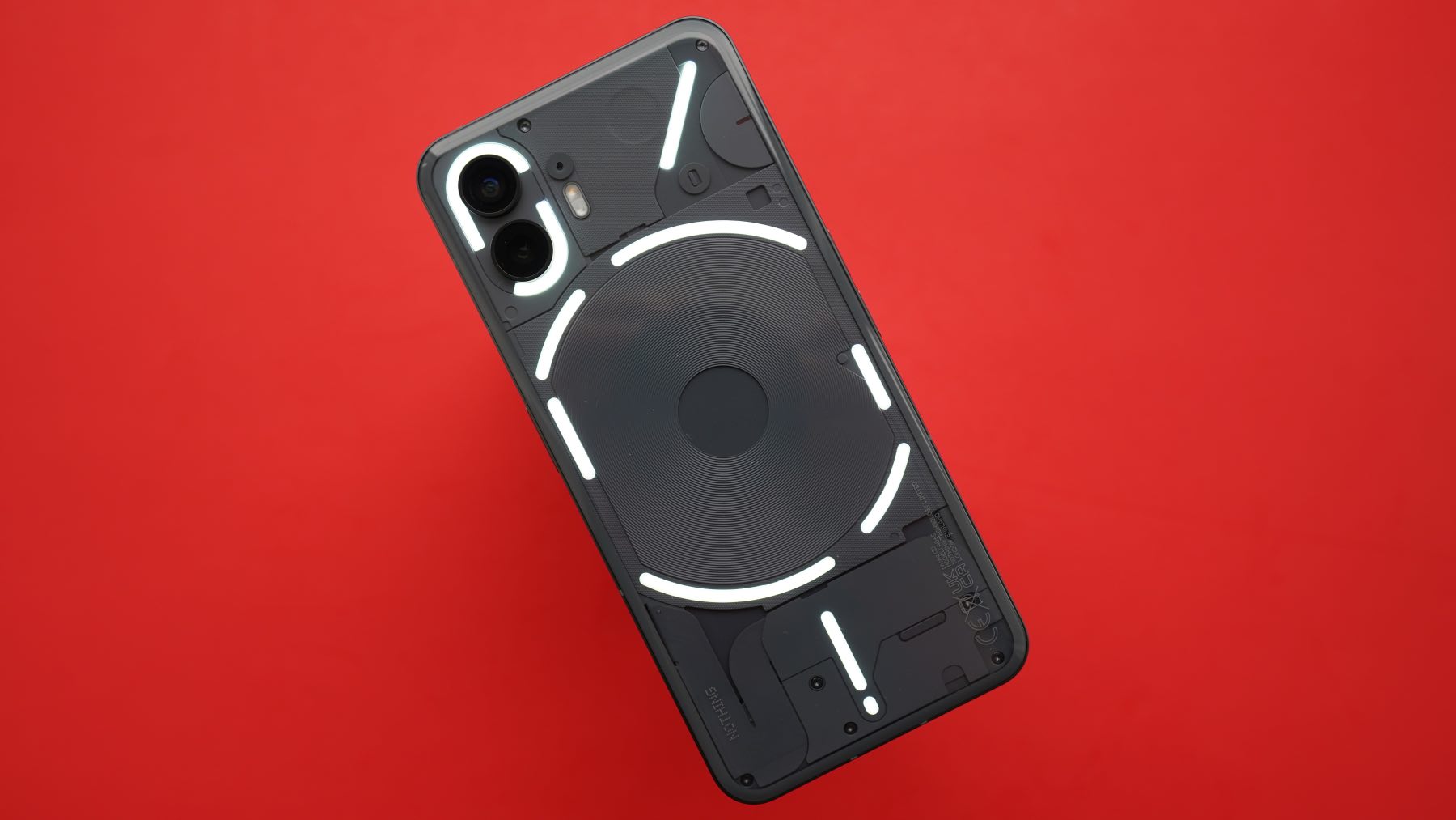 سامسونگ Galaxy S23 در مقابل گوشی Nothing phone 2: کدام بهتر است؟